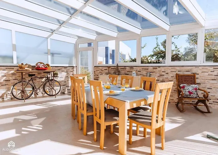 Hébergement de vacances Casa Do Patio - 3 Bedrooms, Ponte Rol