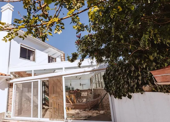 Casa Do Patio - 3 Bedrooms, Ponte Rol