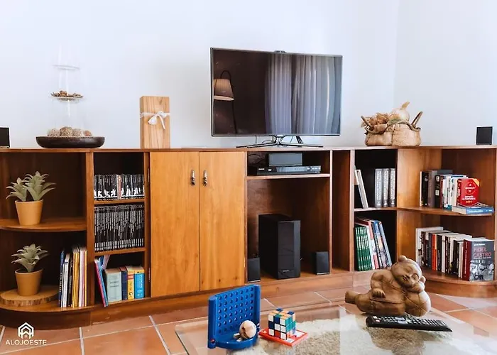 Casa Do Patio - 3 Bedrooms, Ponte Rol Hébergement de vacances