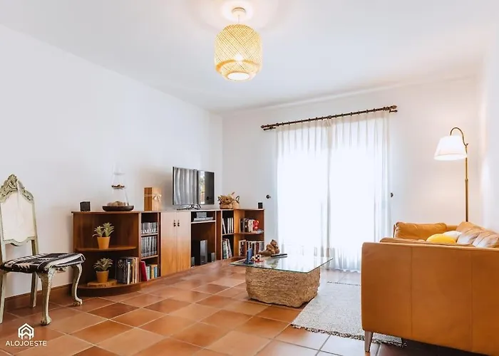 Casa Do Patio - 3 Bedrooms, Ponte Rol Hébergement de vacances *