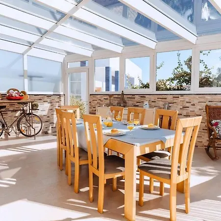 Дом отдыха Casa Do Patio - 3 Bedrooms, Ponte Rol