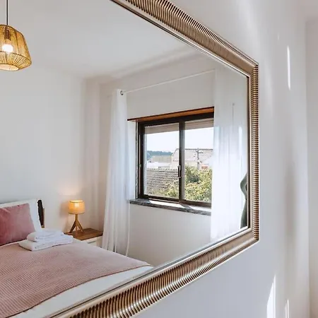 Casa Do Patio - 3 Bedrooms, Ponte Rol Дом отдыха Торреш-Ведраш