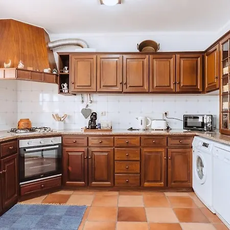 Casa Do Patio - 3 Bedrooms, Ponte Rol Holiday home