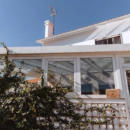 Casa Do Patio - 3 Bedrooms, Ponte Rol Дом отдыха Торреш-Ведраш