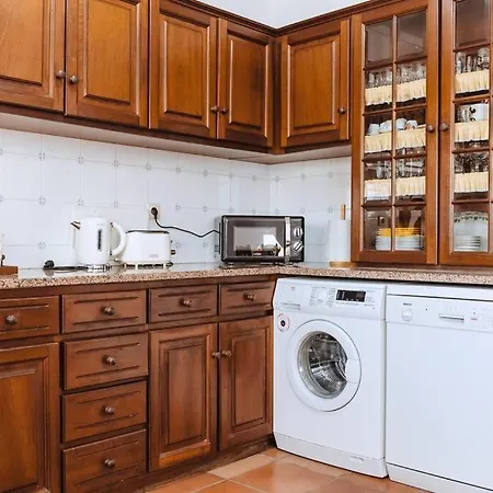 Casa Do Patio - 3 Bedrooms, Ponte Rol Nyaraló