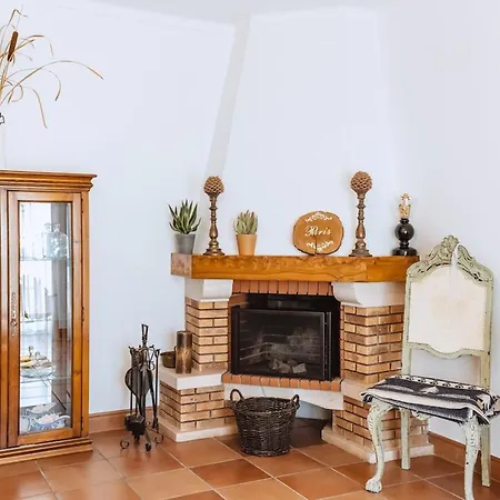 Casa Do Patio - 3 Bedrooms, Ponte Rol Torres Vedras