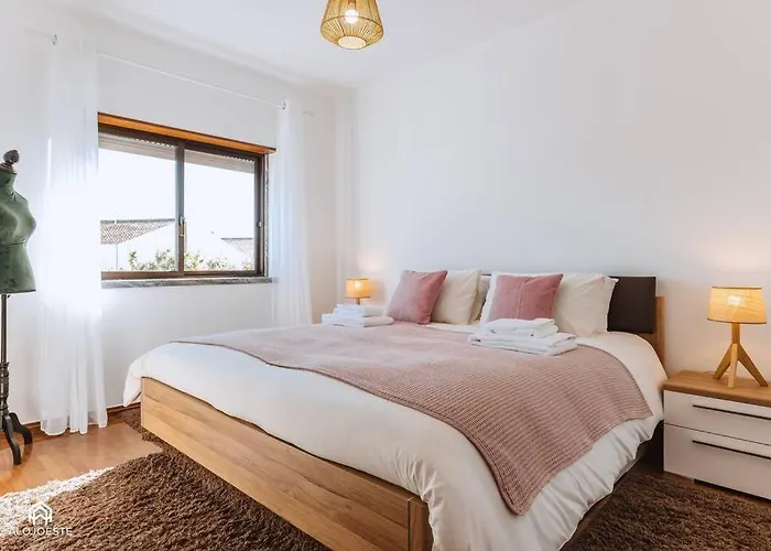 Casa Do Patio - 3 Bedrooms, Ponte Rol