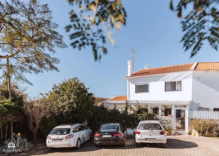 Casa Do Patio - 3 Bedrooms, Ponte Rol 別荘 *