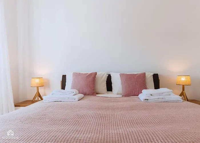 Casa Do Patio - 3 Bedrooms, Ponte Rol 別荘 トーレス・ヴェドラス