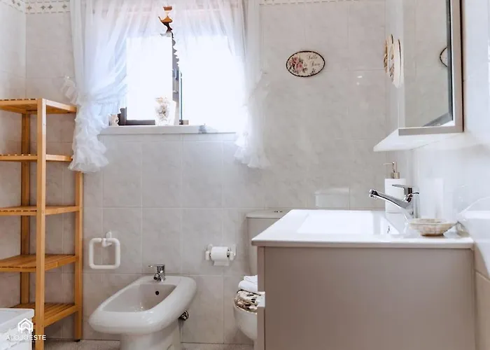 別荘 Casa Do Patio - 3 Bedrooms, Ponte Rol